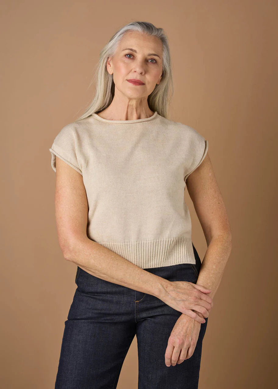 Uimi - Agnes Vest Poppy Red  or Antique Beige Merino Wool