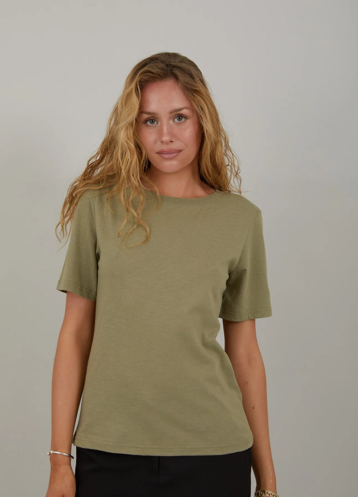 CC Heart- Regular T Shirt Dusty Olive