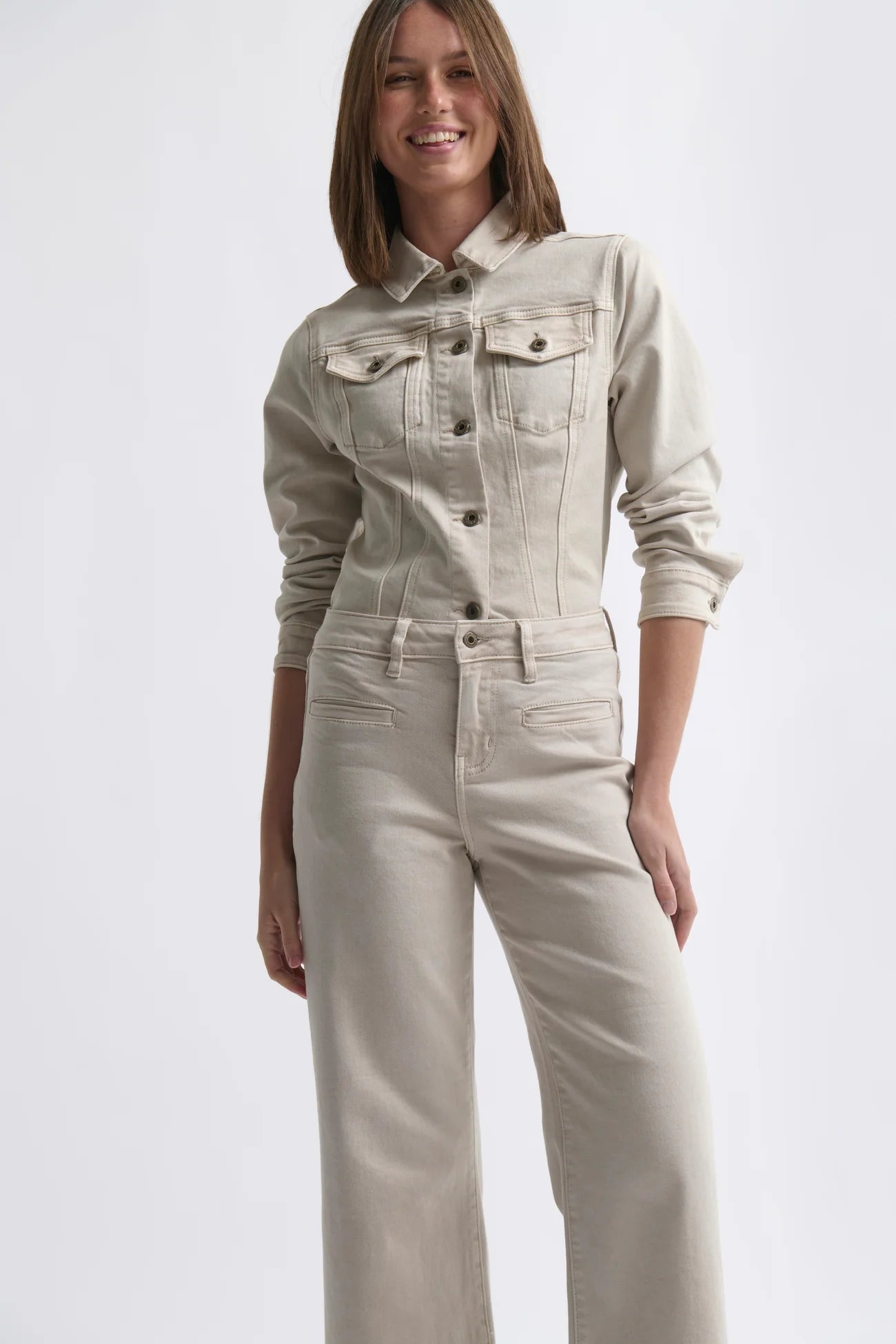 KIREINA - Freya Jean Sand