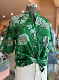 Amarlea - Suri Short Sleeve Shirt Emerald Floral
