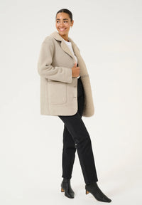 KAFFE - Berni Shearling  Jacket Feather Greige/Oat