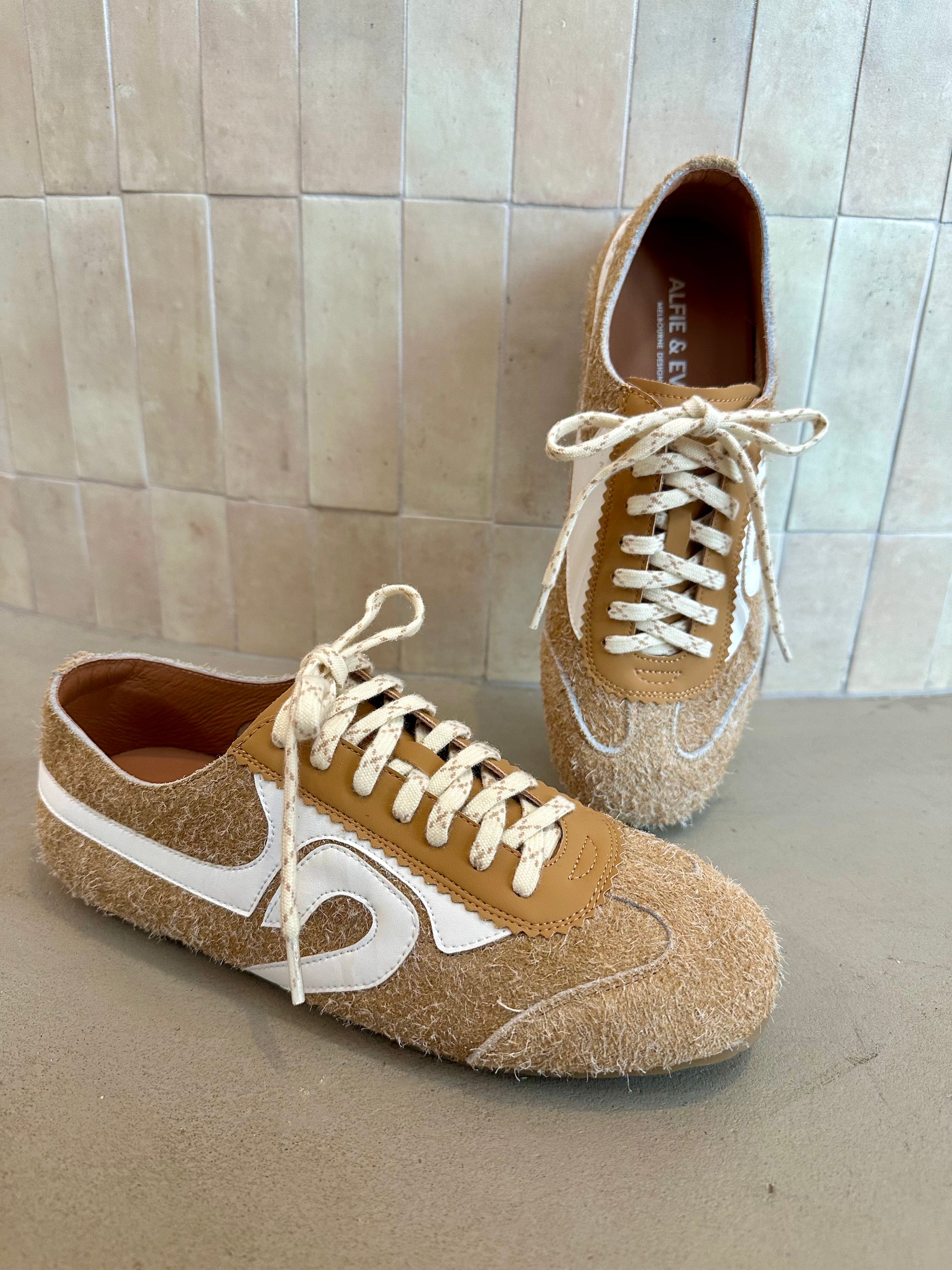 Alfie and Evie - Quick Sneaker Tobacco Mustard Rough Suede