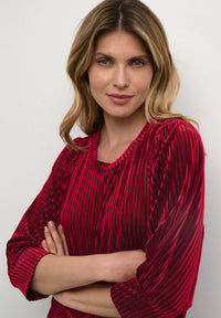 KAFFE - Caca Velvet Blouse Red