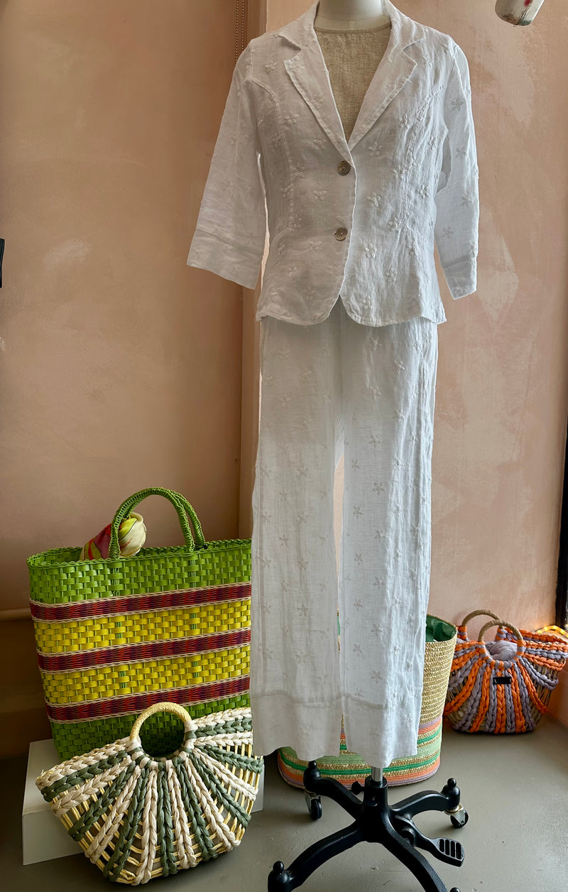 Blueberry Italia - Embroidered Daisy Linen Jacket White