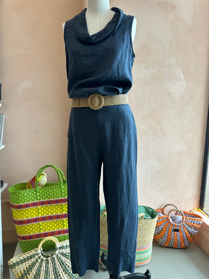 Blueberry Italia - Linen Capri Pant Navy