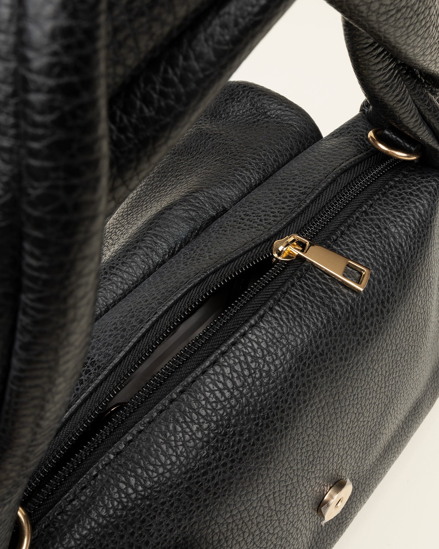 Gaimo - Vico Leather Handbag