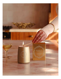 MOSS ST - Golden Cedar & Coconut Soy Candle 370g