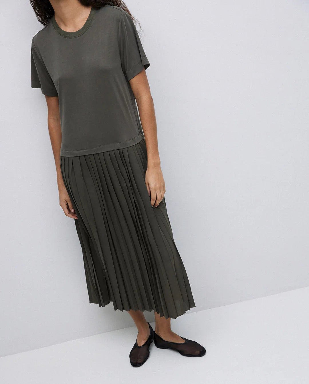 Yerse - Pleated Flare Dress Khaki Green