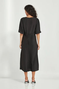 Glide - Opulent Dress black