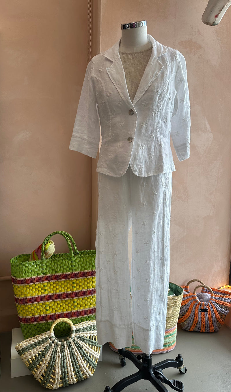 Blueberry Italia - Embroidered Daisy Linen Jacket White