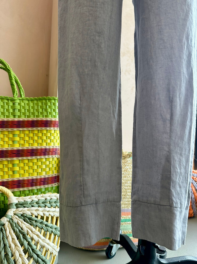 Blueberry Italia - Linen Capri Pant Ash