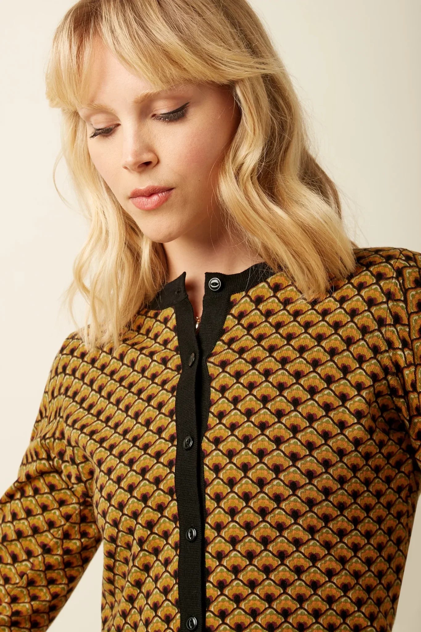 King Louie - Cardi Round Neck Frio Cabernet Red