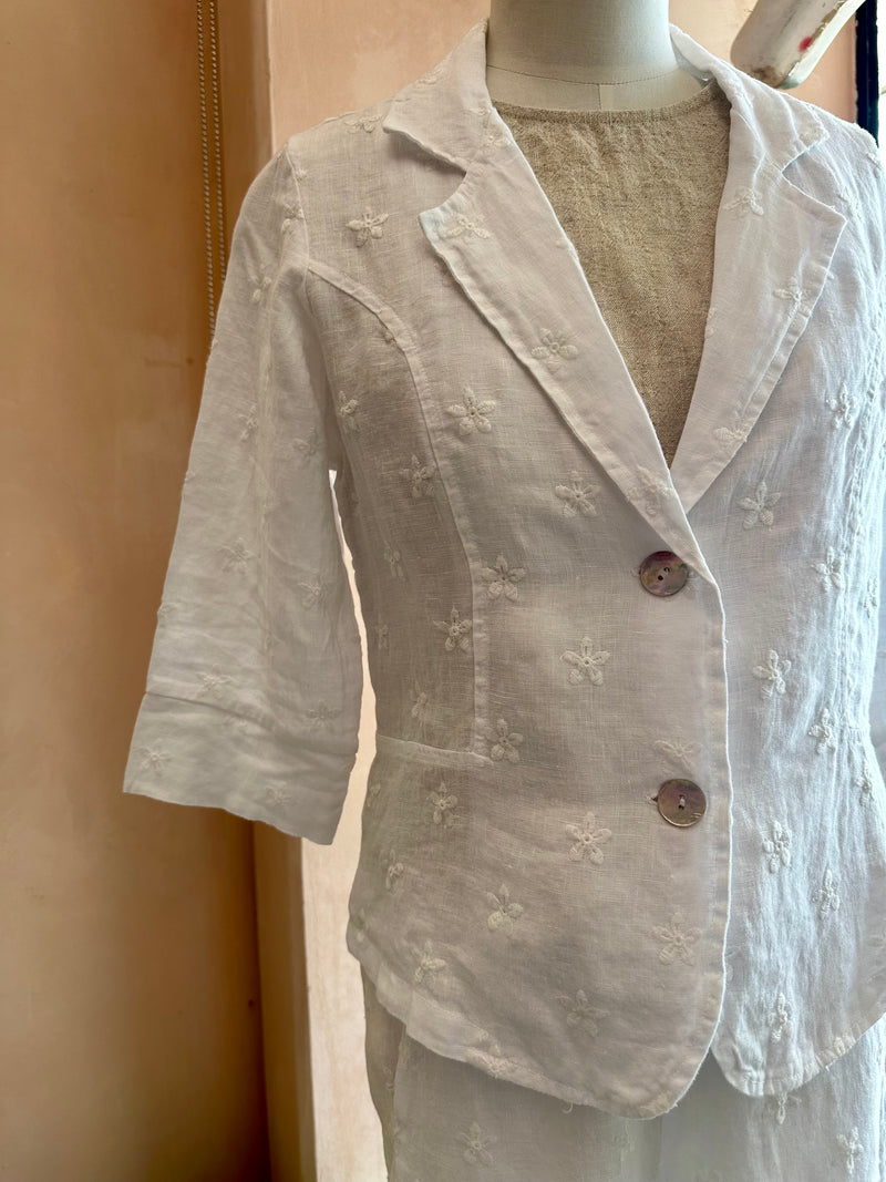 Blueberry Italia - Embroidered Daisy Linen Jacket White