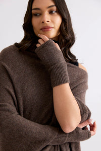 Mia Fratino - Classic Wrist Warmer - Jet Black, Foggy Grey, Cornflower Blue, French Navy, Graphite, Military, Petal, Toast, Umber