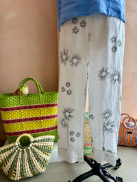 Blueberry Italia - Linen Capri Pant White Print