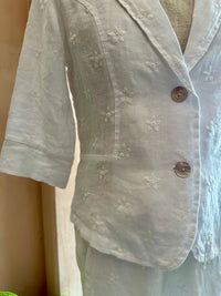 Blueberry Italia - Embroidered Daisy Linen Jacket White