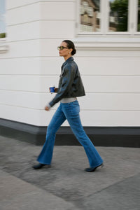 KAFFE - Forest Slim Fit Flared Jeans Mid Blue