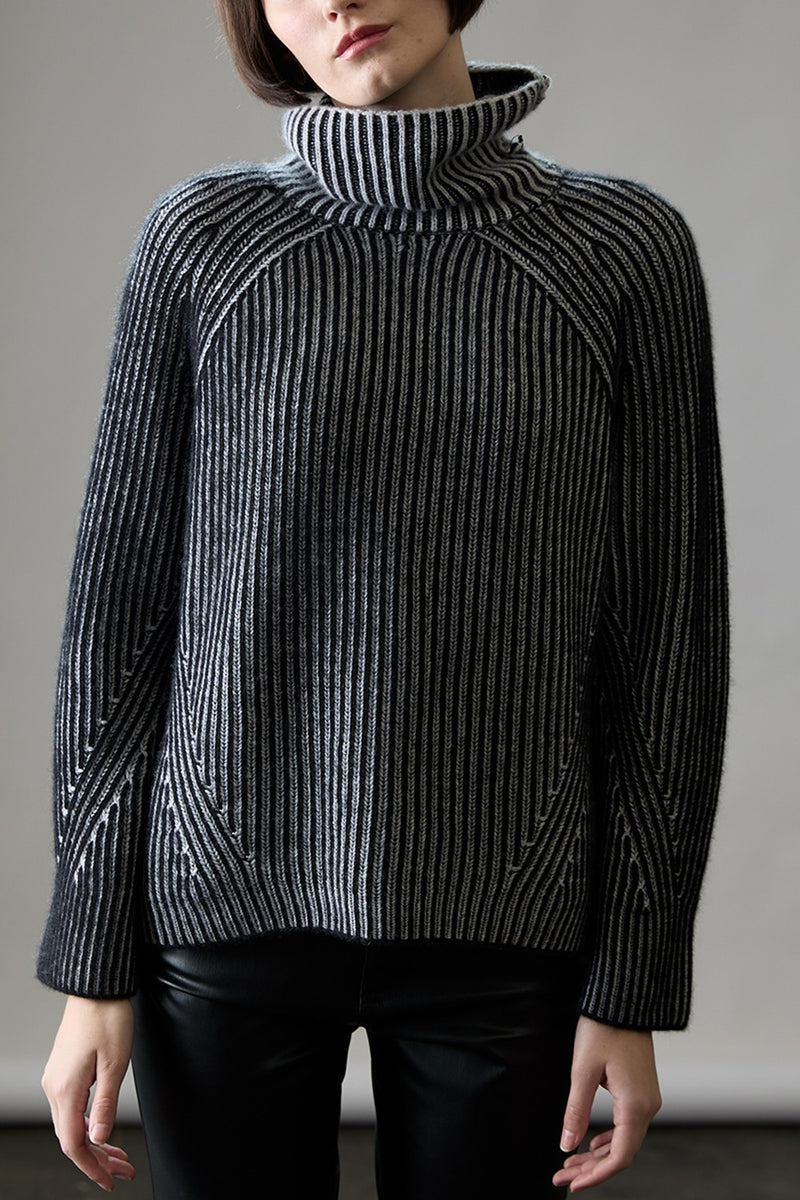 Mia Fratino - Ren Rollneck Jet Black/Foggy