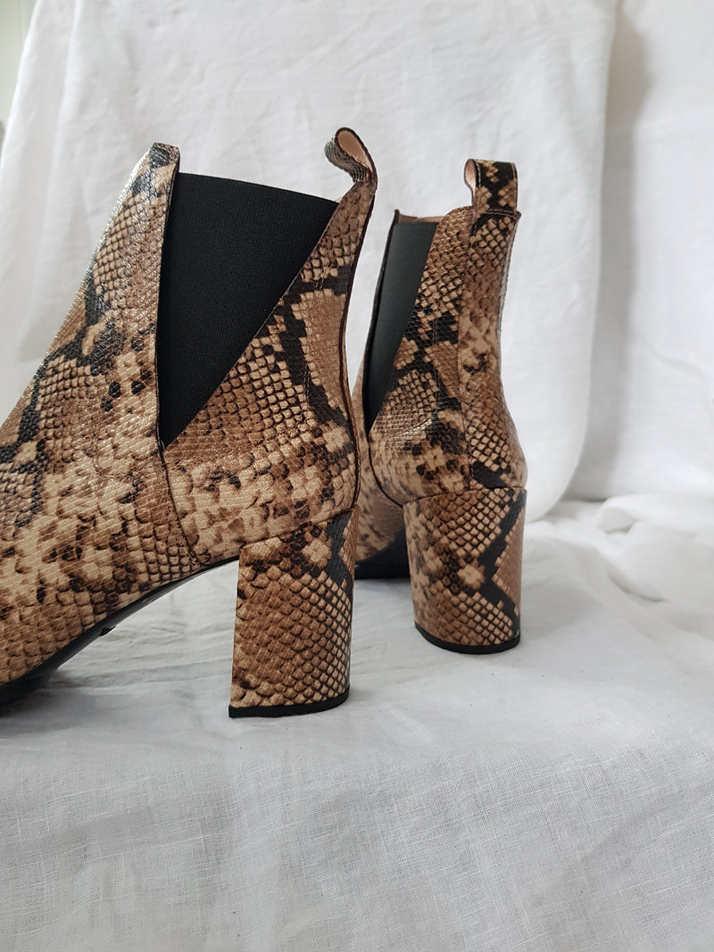 unisa kilman ankle boot with elastic sides snakeskin viper 