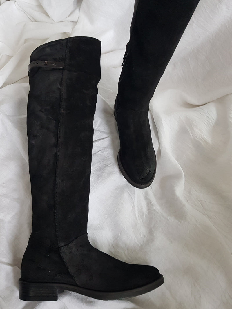 lili mill 6867 black nero suede long over the knee flat boots online at hunterminx