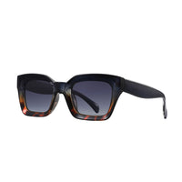 Reality Eyewear - Onassis in Navy/Tort