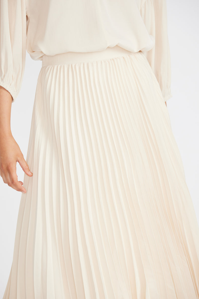 STAPLE THE LABEL - Celine Pleated Midi Skirt Vanilla